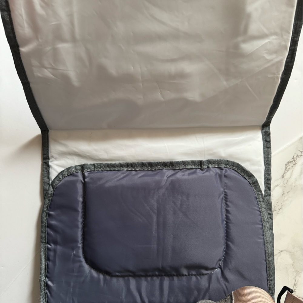 Bubblbay multi functional Diaper Bag /Backpack. Excellent condition. - Picture 17 of 17